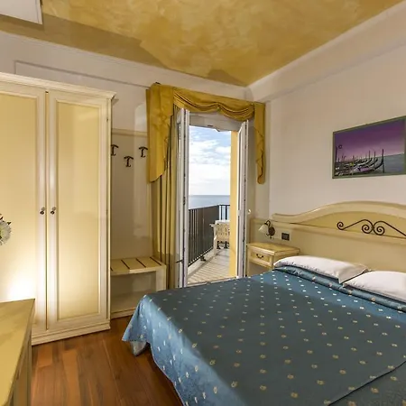 Hotel Mondial Lido di Jesolo
